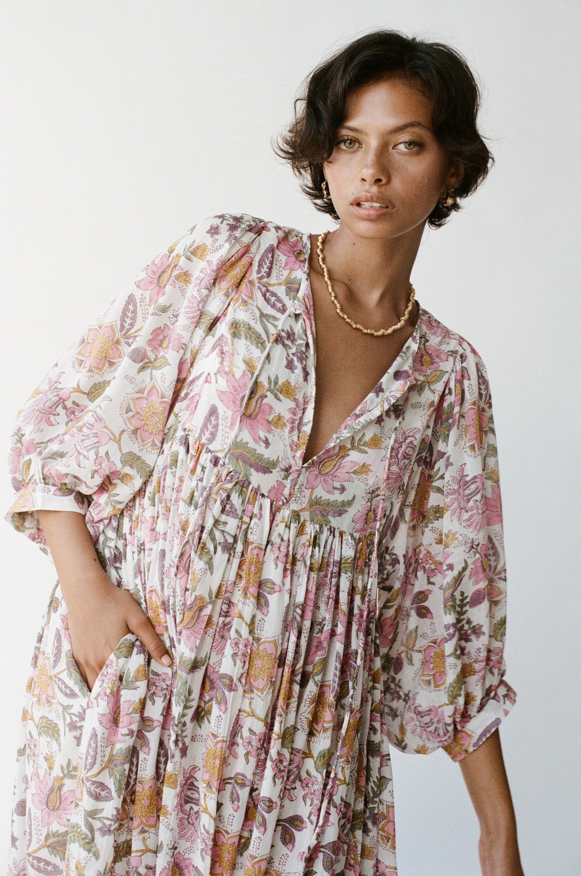 新品未使用 Daughters of India カイラドレス ピンク Kyra Maxi Dress ~ Fuchsia Bloom – Daughters of India