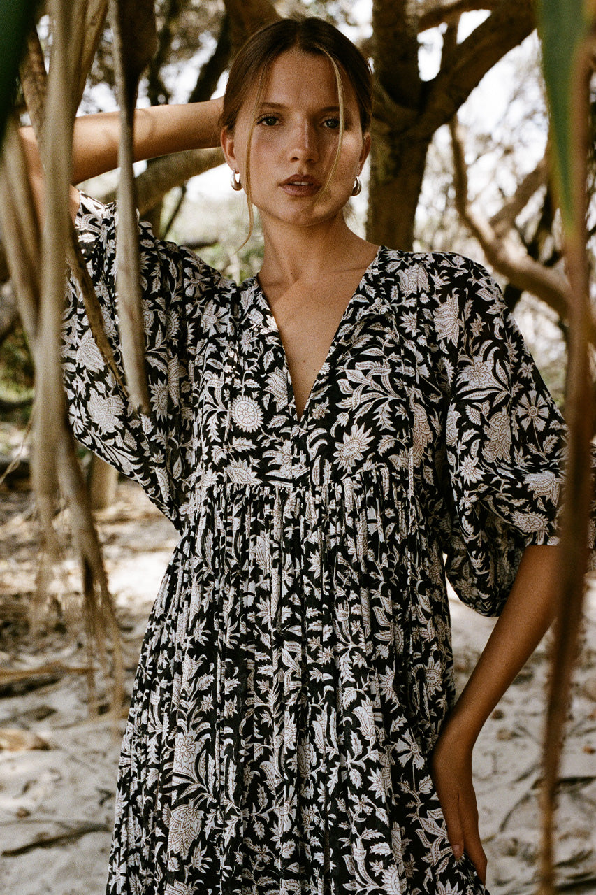 Online Boutique – Daughters of India