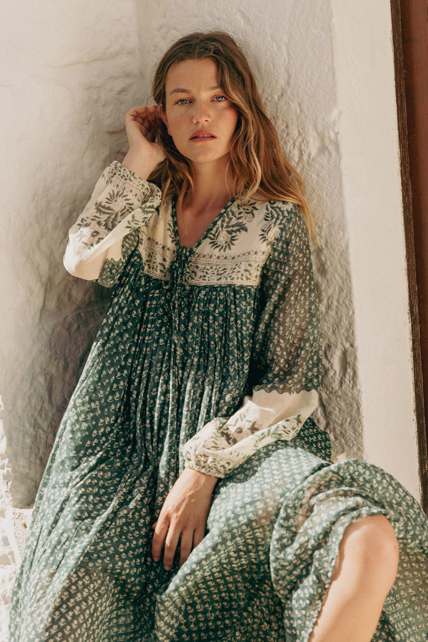 Maxi Dresses – Daughters of India