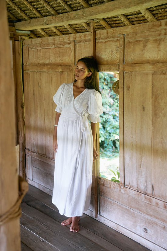 Uma Maxi Dress ~ White Uma Maxi Dress ~ White