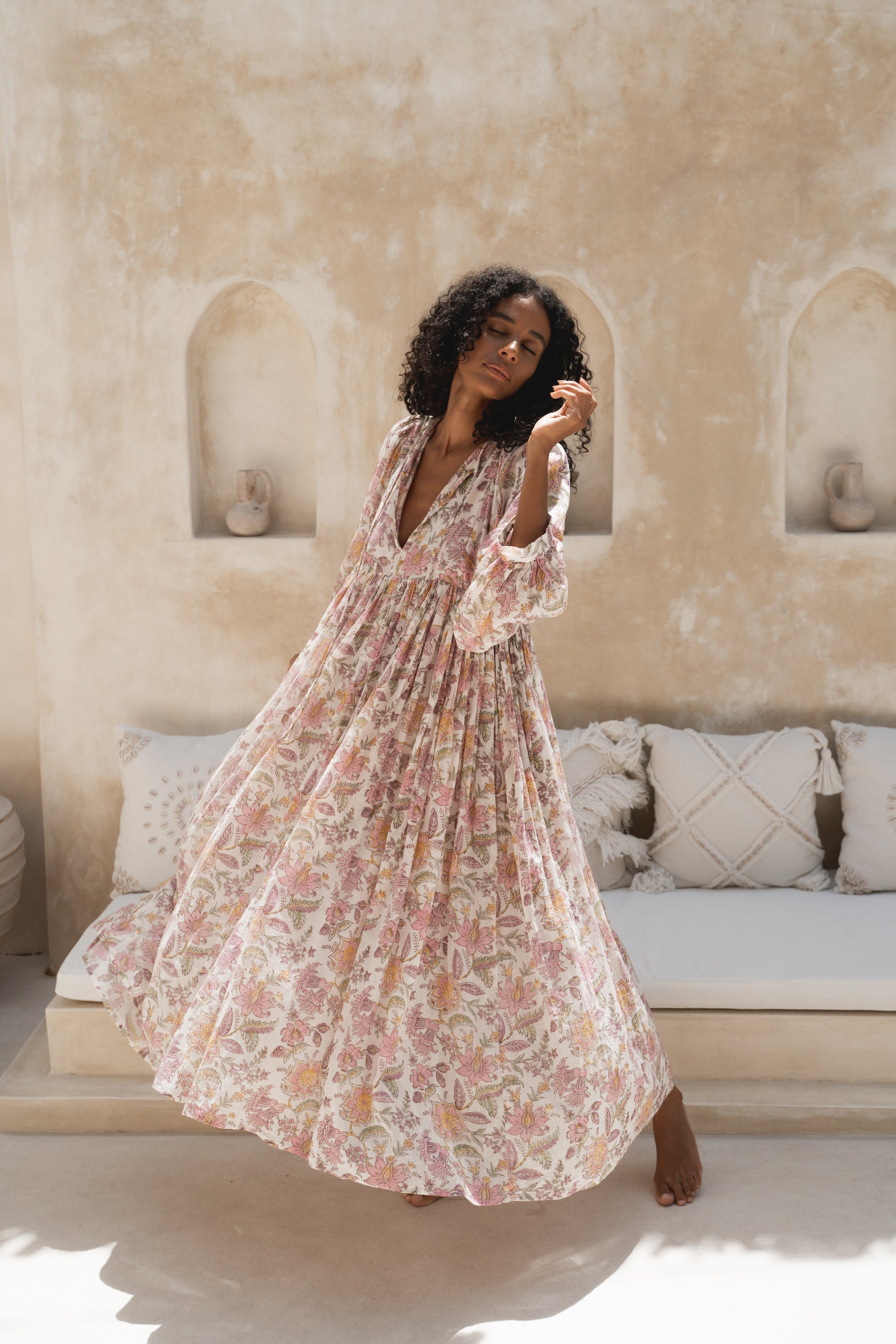 Kyra Maxi Dress ~ Fuchsia Bloom – Daughters of India